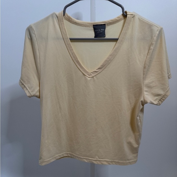 Olivia Rae Tops - Olivia Rae New York V-Neck Tee Shirt Women’s Short Sleeve Top Size M